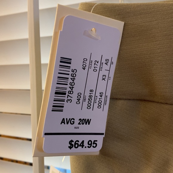 BRAND NEW, Signature Slimming ankle pant, khaki, size 20W - Picture 4 of 6